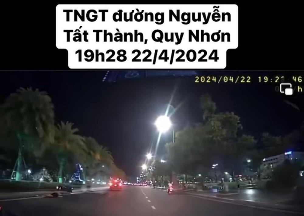 Xác minh ô tô tông xe máy rồi bỏ chạy ở Bình Định